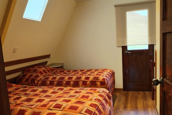 Habitación doble con ventana al campo